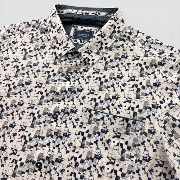 7Diamonds Other - 7Diamonds Button Down Mens L White Blue Geo 4-Way Stretch Short Sleeve Shirt